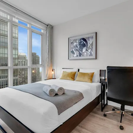 Chic Toronto Suite